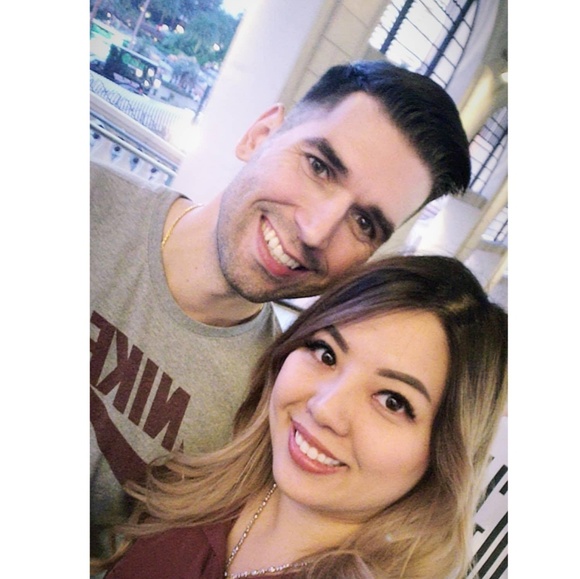 Meet your Posher, Monica - Picture 2 of 4